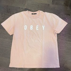 Light peach/coral Obey t shirt size L